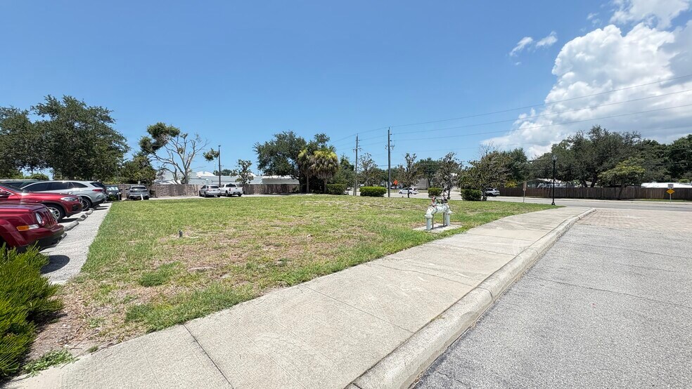 20 E Bay St, Osprey, FL à vendre - Photo de l’immeuble – Image 2 sur 24