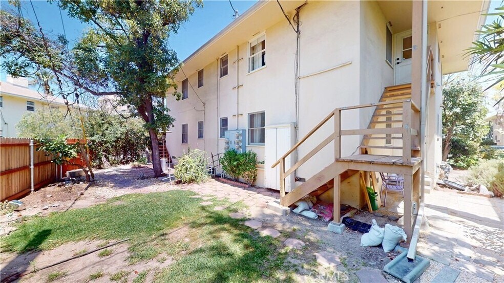 1715 Raymond Hill Rd, South Pasadena, CA à vendre - Photo de l’immeuble – Image 3 sur 3