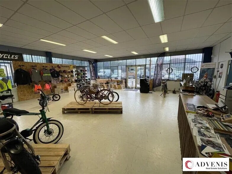 Local d’activités dans Mérignac à louer - Photo de l’immeuble – Image 2 sur 5