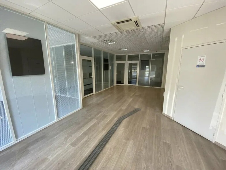 Bureau dans La Teste-de-Buch à louer - Photo intérieure – Image 2 sur 9