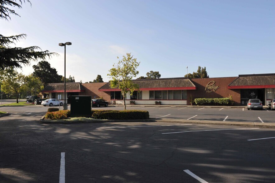 30351 Huntwood Ave, Hayward, CA à vendre - Photo de l’immeuble – Image 2 sur 5