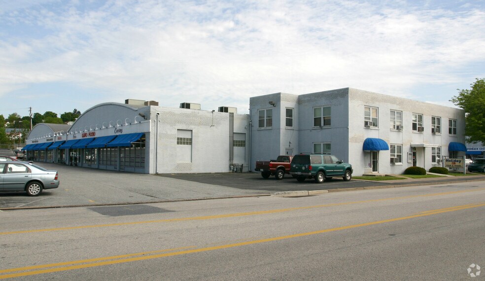 829 State St, Lemoyne, PA à louer - Photo de l’immeuble – Image 2 sur 23