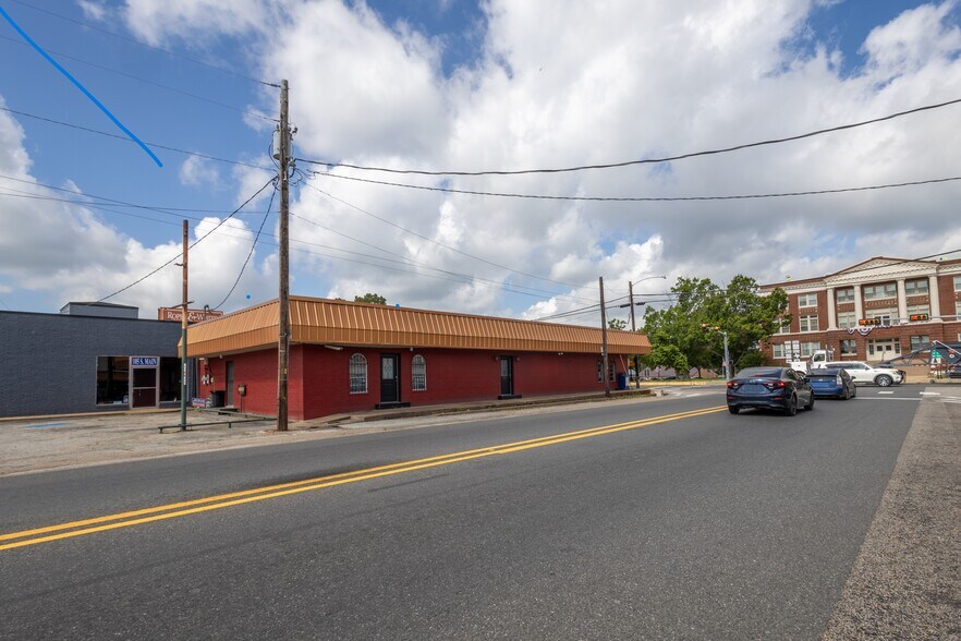 101 S Main St, Quitman, TX à vendre - Photo de l’immeuble – Image 2 sur 31