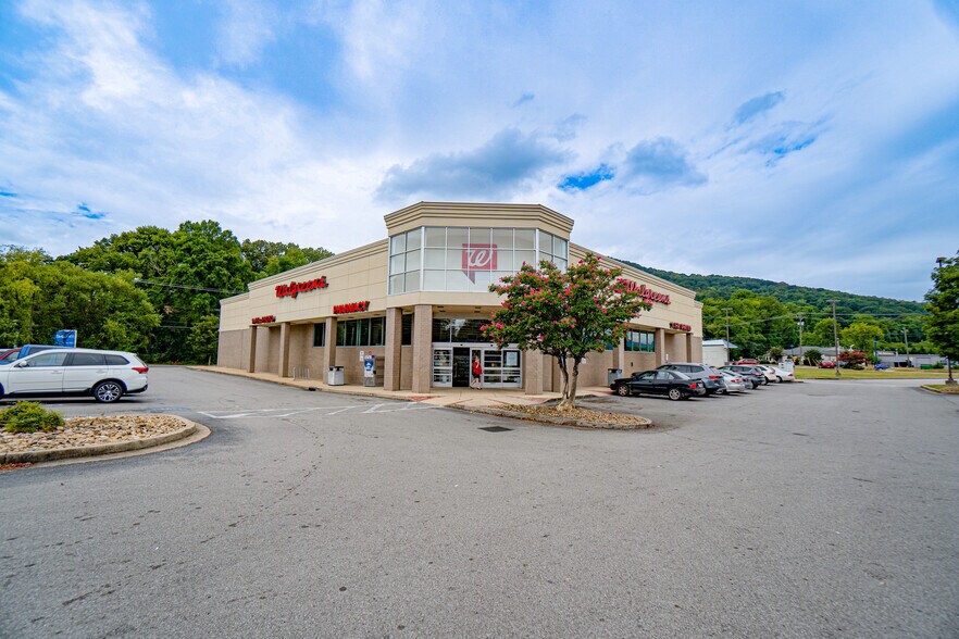 3550 Broad St, Chattanooga, TN à vendre - Photo de l’immeuble – Image 3 sur 6