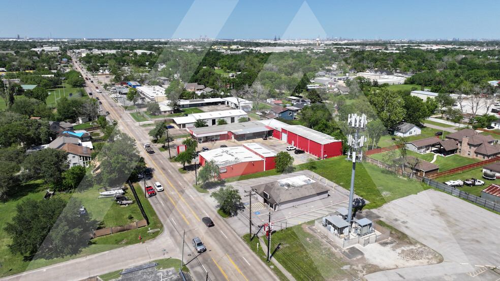 2611 Preston Ave, Pasadena, TX à vendre - Photo de l’immeuble – Image 3 sur 4