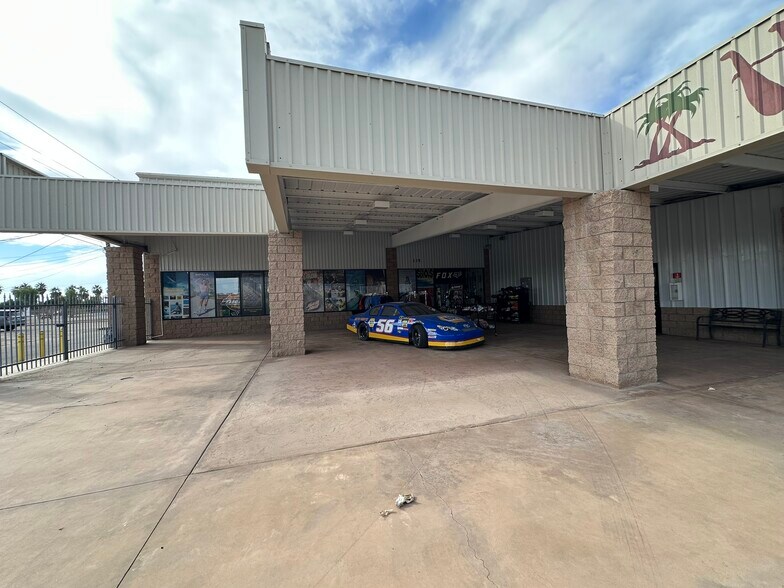 135 N Commercial St, Blythe, CA à vendre - Photo de l’immeuble – Image 2 sur 16