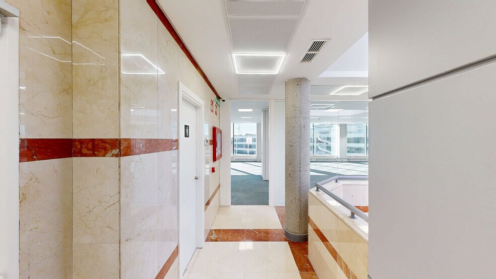 Calle del Musgo, 1, Madrid, Madrid à louer - Numérisation 3D Matterport – Image 2 sur 11