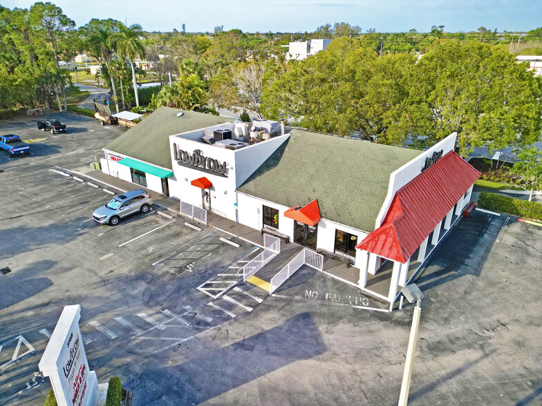 3148 Tamiami Trl E, Naples, FL à vendre - Photo de l’immeuble – Image 1 sur 4