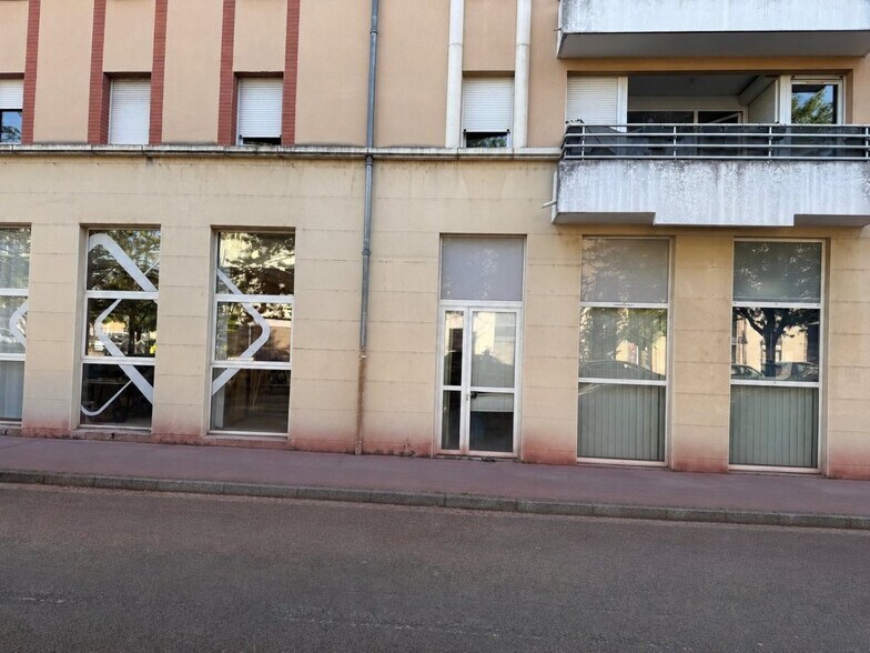 Bureau dans Chalon-sur-Saône à vendre - Photo de l’immeuble – Image 3 sur 10