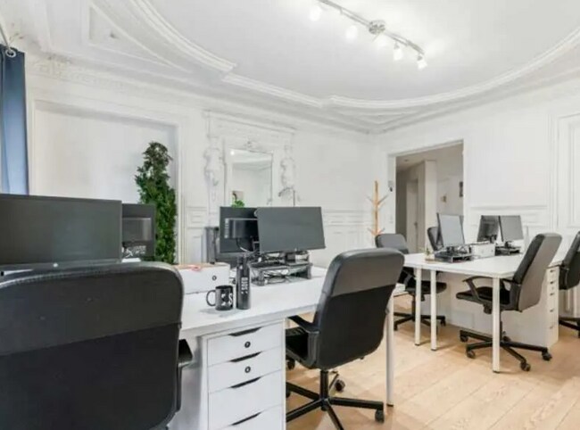 Plus de détails pour Coworking à louer