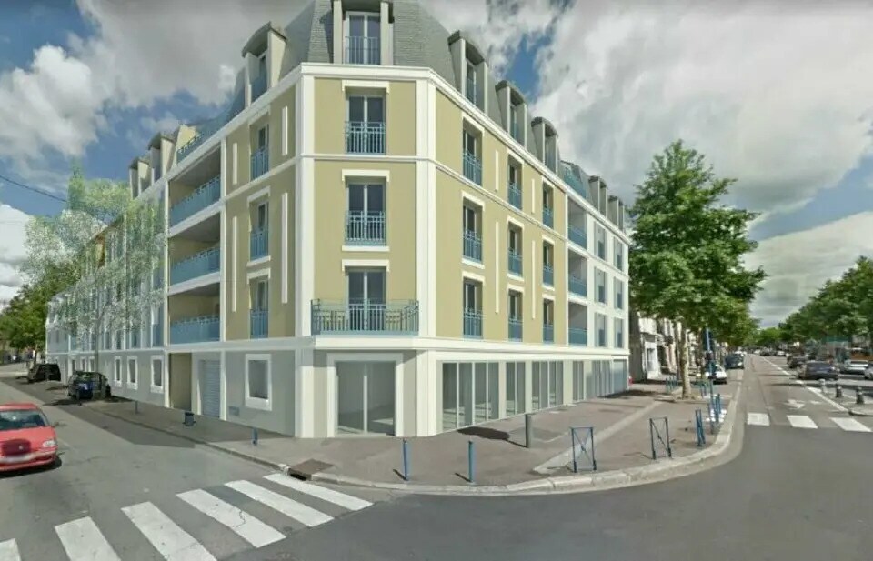 Local commercial dans Mantes-la-Jolie à louer Photo de l’immeuble– Image 1 sur 7