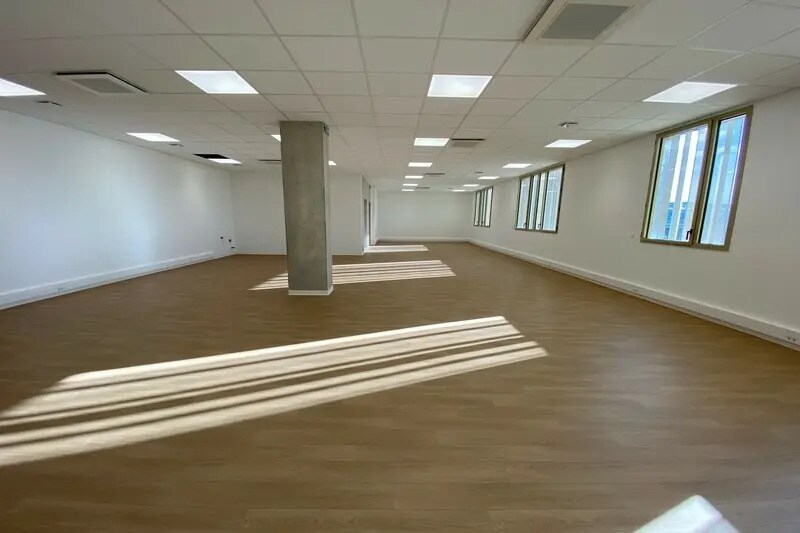Bureau dans Montpellier à louer - Photo de l’immeuble – Image 3 sur 5