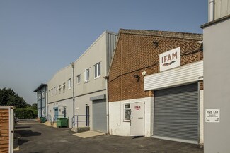 Plus de détails pour Station Rd, Kings Langley - Local d’activités à vendre