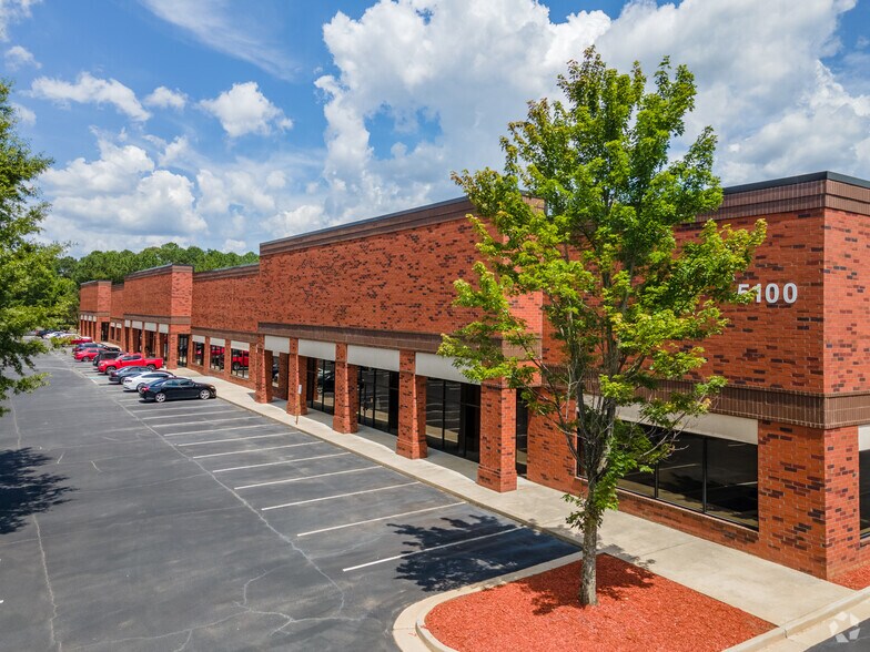 5100 Peachtree Industrial Blvd, Peachtree Corners, GA à louer - Photo principale – Image 1 sur 5