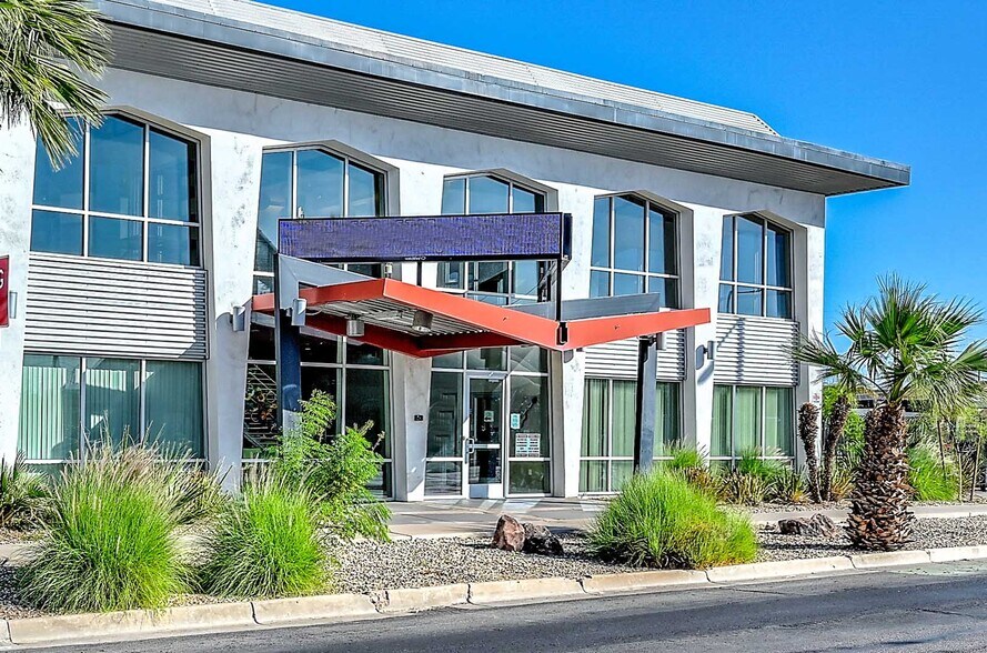 2502 E Washington St, Phoenix, AZ à vendre - Photo de l’immeuble – Image 1 sur 48