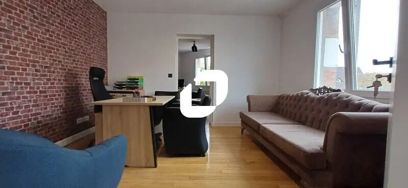 Local d’activités dans Aubergenville à louer - Photo de l’immeuble – Image 2 sur 9