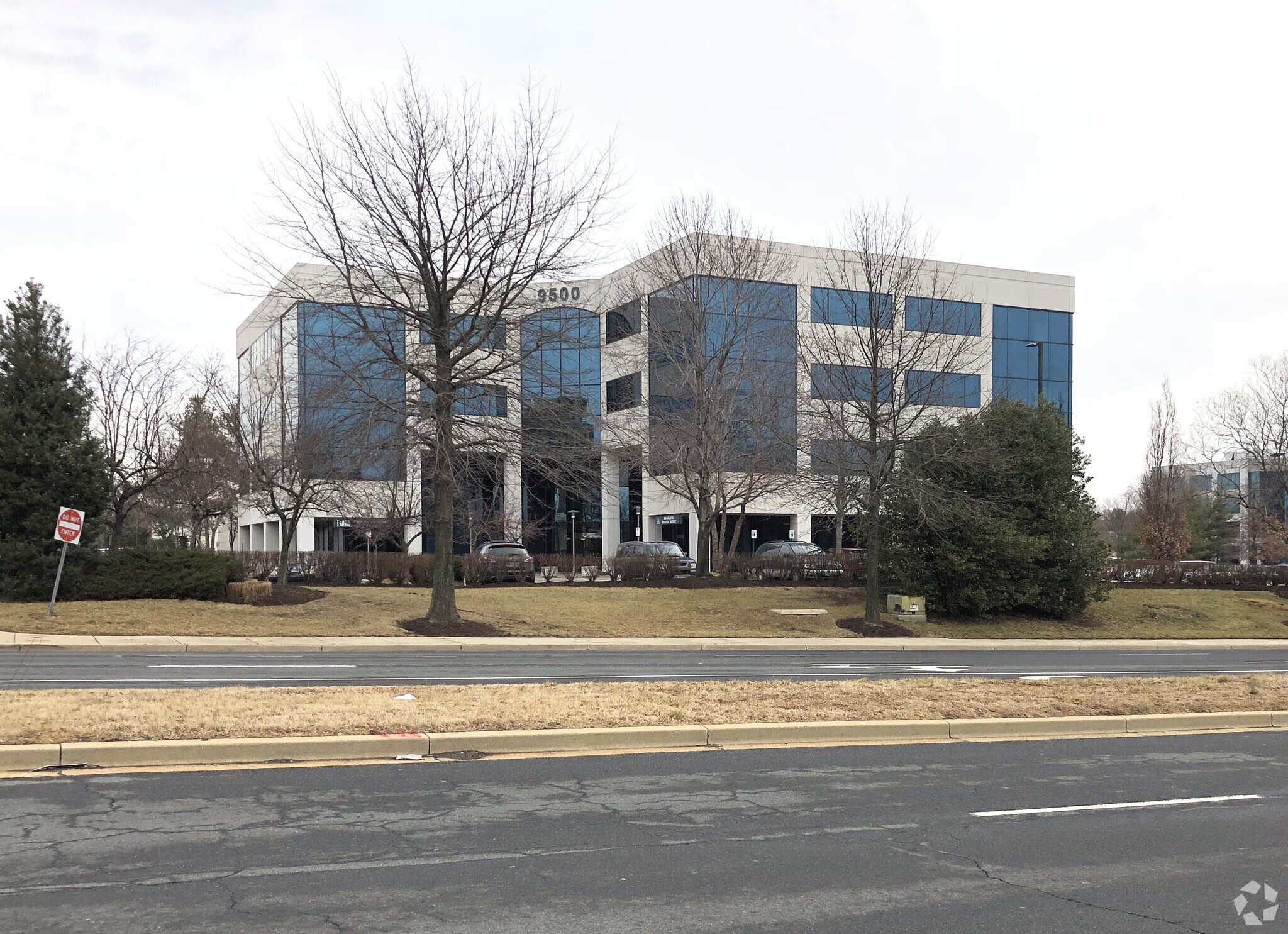 9500 Medical Center Dr, Largo, MD à louer Photo principale– Image 1 sur 15