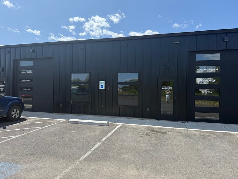 21 Meridian Ct, Kalispell, MT à louer - Photo de l’immeuble – Image 2 sur 20