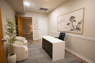 1062 E Lancaster Ave, Bryn Mawr, PA à louer Photo intérieure– Image 1 sur 7