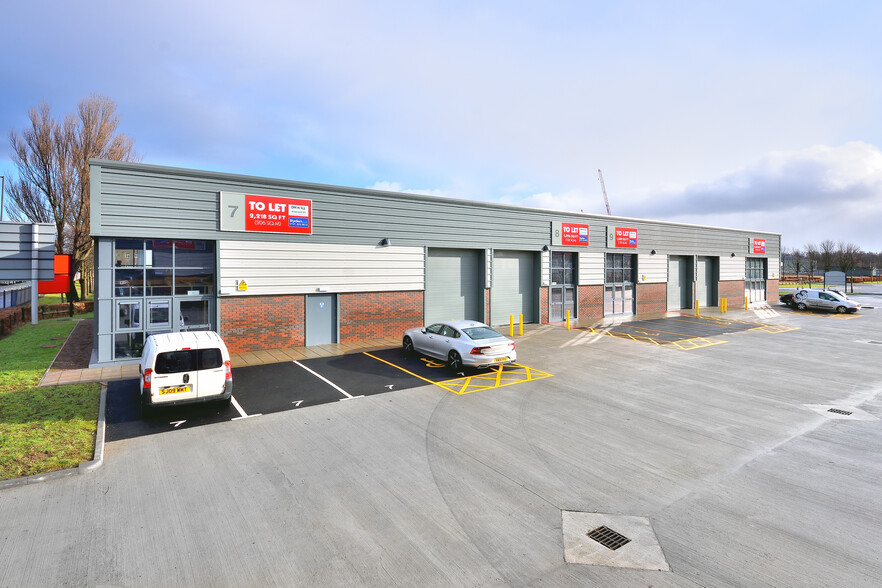 Unit 8 Grange Ct, Grangemouth à louer - Photo de l’immeuble – Image 2 sur 6