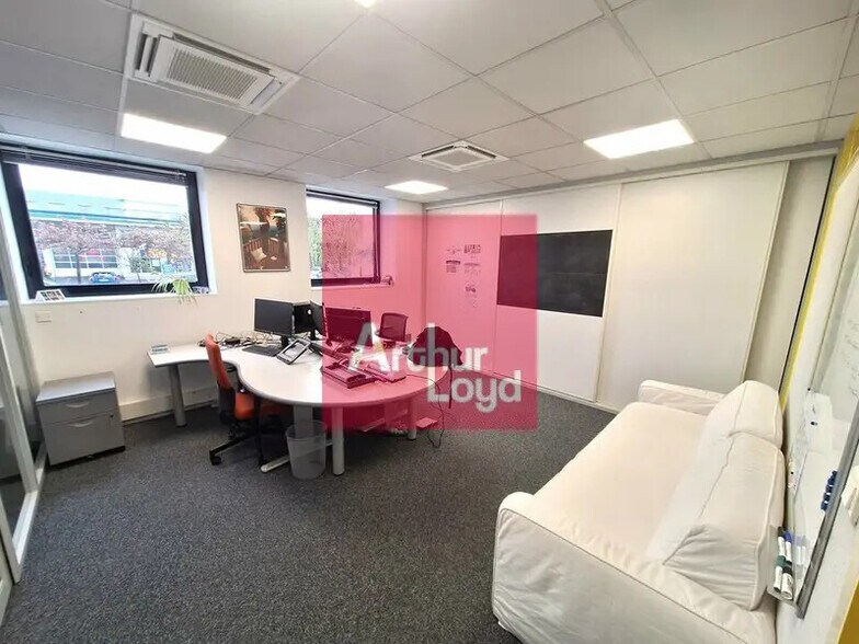 Bureau dans Clermont-Ferrand à louer - Photo intérieure – Image 3 sur 9
