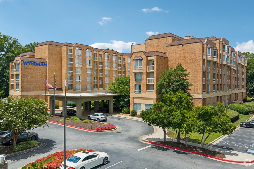 6120 Peachtree Dunwoody Rd, Atlanta, GA à vendre - Photo de l’immeuble – Image 1 sur 51