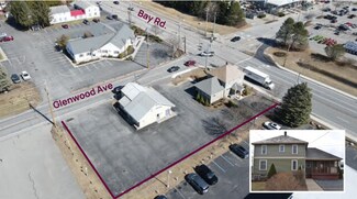 Plus de détails pour 351 Bay Rd, Queensbury, NY - Bureau à vendre