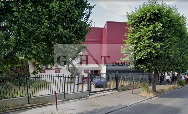 Local commercial dans Bondy à vendre - Photo de l’immeuble – Image 3 sur 3