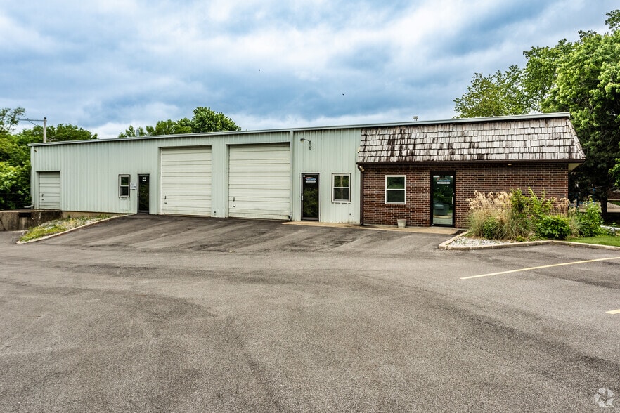 2018 E Prairie Cir, Olathe, KS à vendre - Photo de l’immeuble – Image 3 sur 6