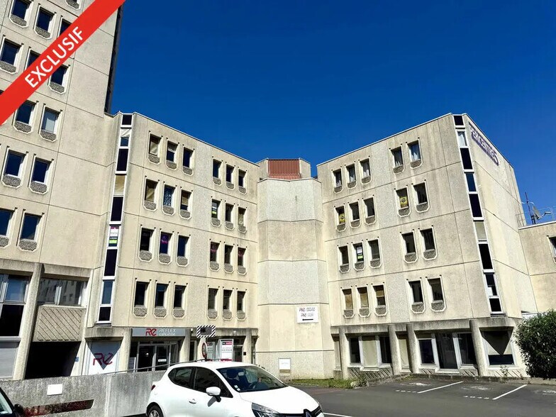 Bureau dans Caen à vendre - Photo de l’immeuble – Image 2 sur 9