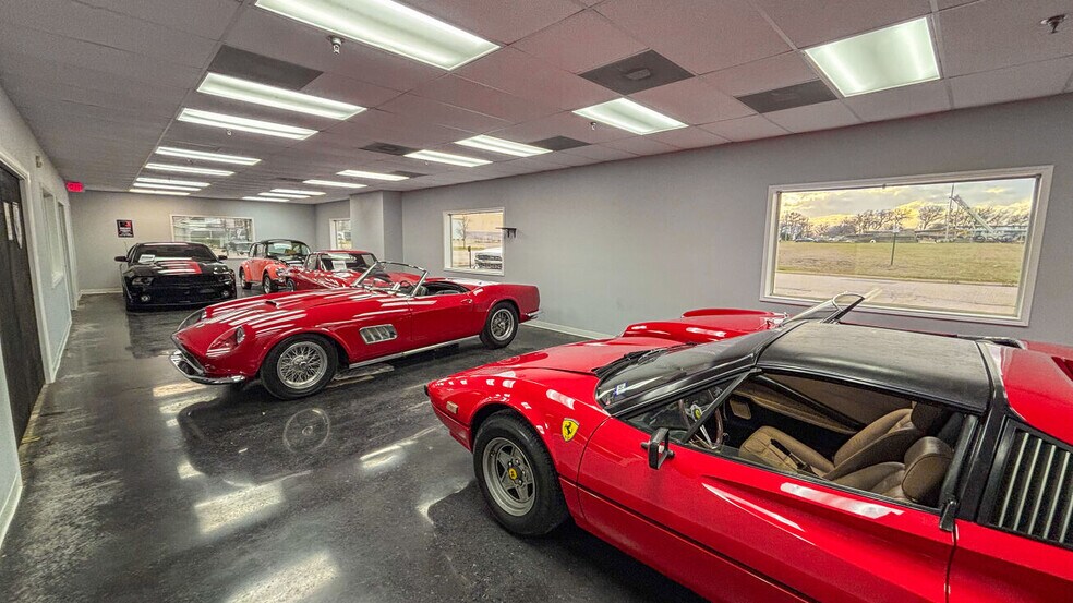 3002 Century Dr, Rowlett, TX à vendre - Photo de l’immeuble – Image 2 sur 22