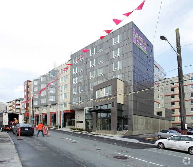 4535 12th Ave NE, Seattle, WA à louer - Photo de l’immeuble – Image 2 sur 77