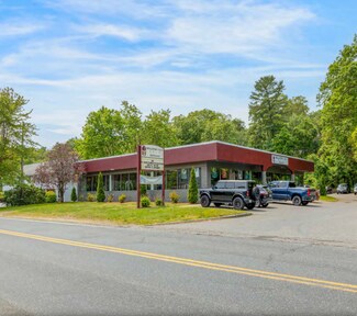 Plus de détails pour 1047 Providence Rd, Whitinsville, MA - Local commercial à vendre