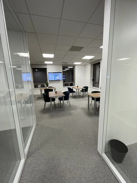 177 Allée Clémentine Deman, Lille à louer - Photo de l’immeuble – Image 1 sur 14