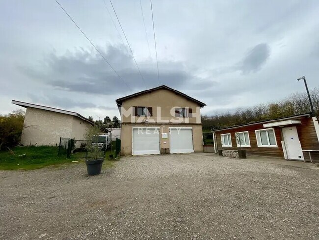 Plus de détails pour Local d’activités à vendre