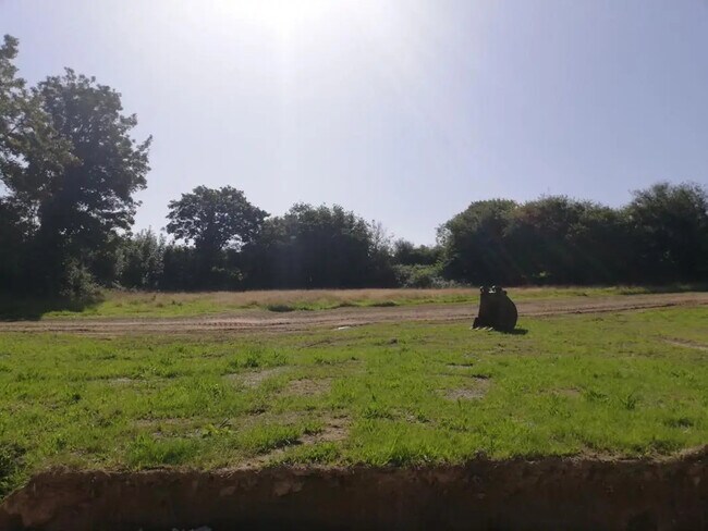 Plus de détails pour Terrain à vendre