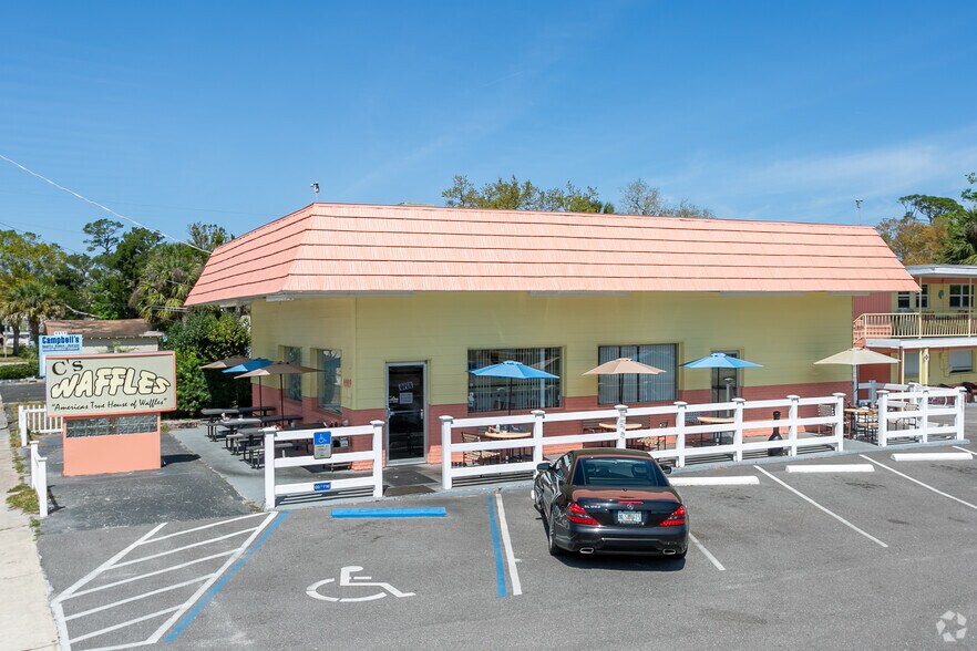 4989 S Ridgewood Ave, Port Orange, FL à vendre - Photo principale – Image 2 sur 38
