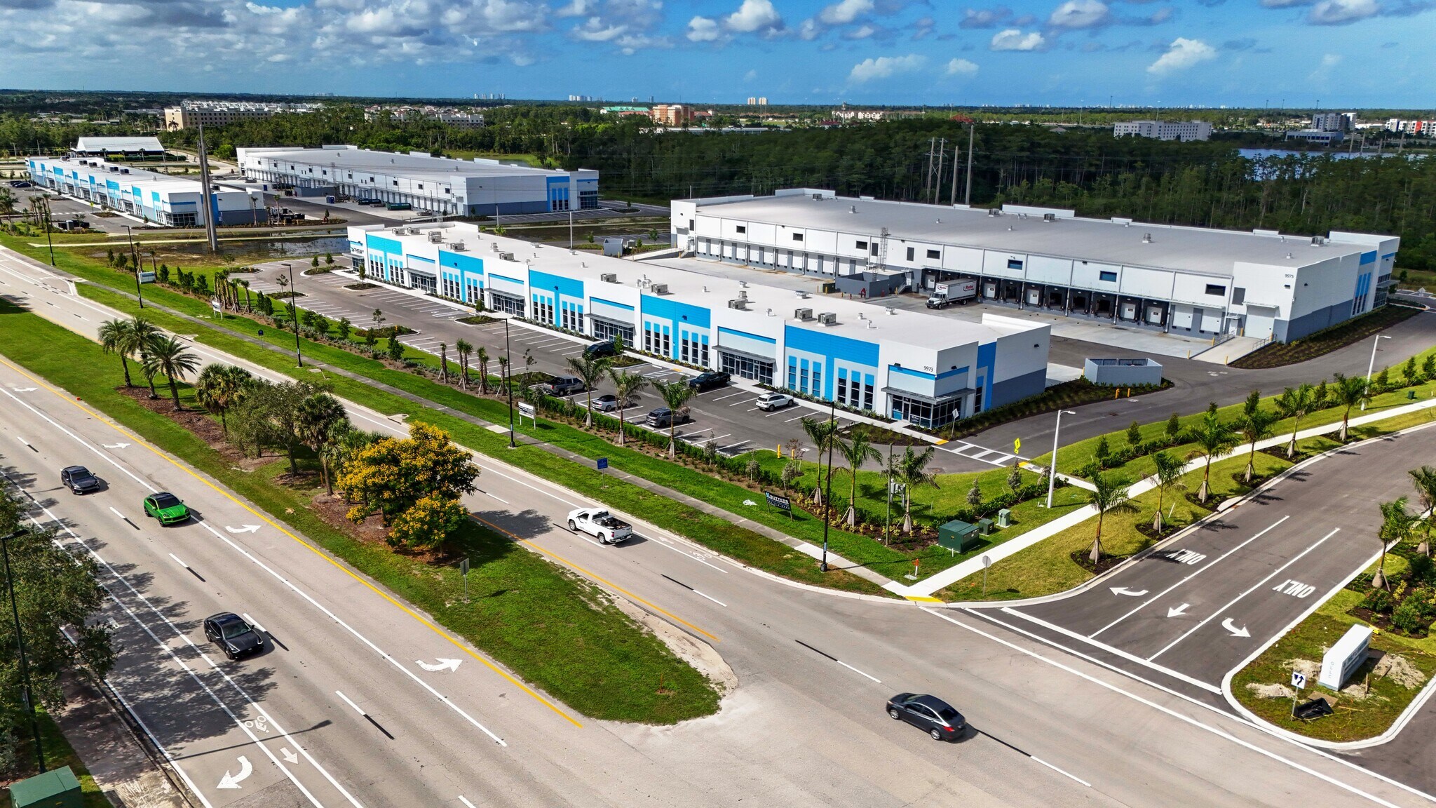 16200 Ben Hill Griffin Pky, Fort Myers, FL à louer Photo de la construction– Image 1 sur 9