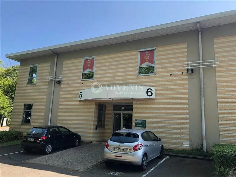 Bureau dans Voisins-le-Bretonneux à vendre - Photo de l’immeuble – Image 1 sur 5