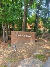 3310 Croasdaile Dr, Durham, NC à louer Photo intérieure– Image 2 sur 9