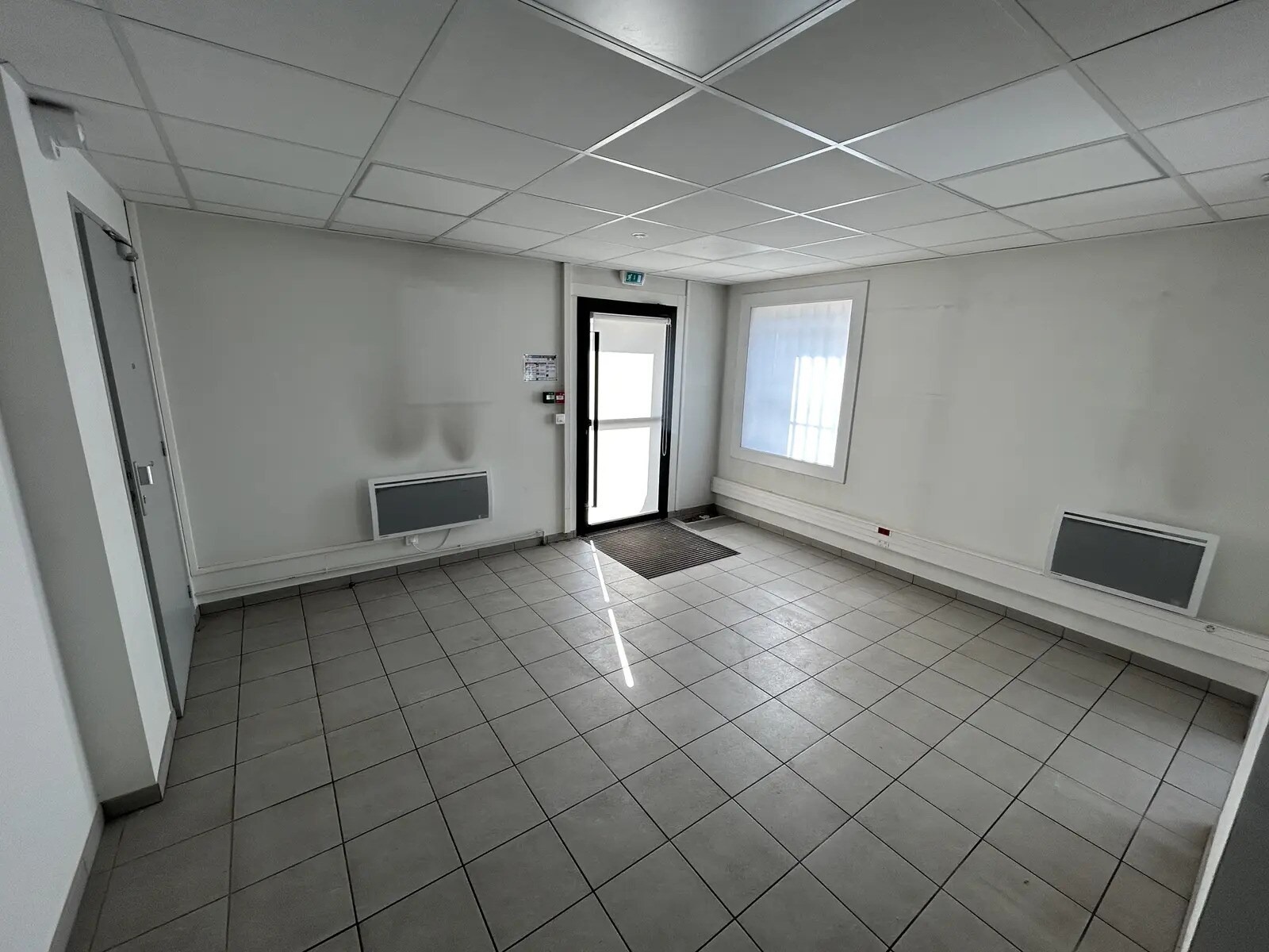 20 Avenue De La Paix, Lèves à louer Photo de l’immeuble– Image 1 sur 6