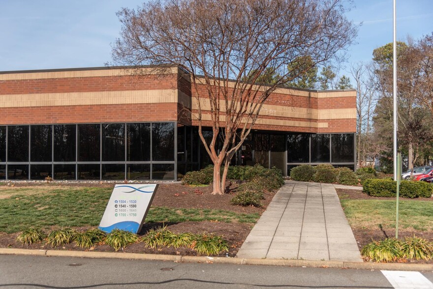 1450-1470 E Parham Rd, Richmond, VA à louer - Photo de l’immeuble – Image 1 sur 39