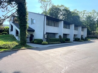 Plus de détails pour 76 E Main St, Huntington, NY - Bureau à louer