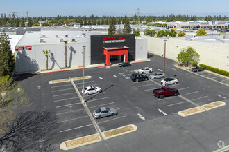 4224 W Shaw Ave, Fresno, CA - VUE AÉRIENNE  vue de carte - Image1