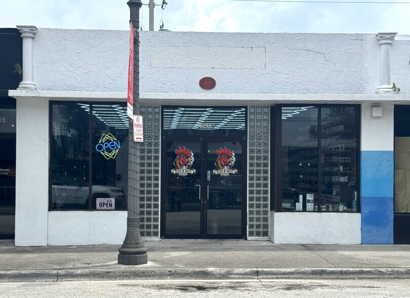 420 Northwood Rd, West Palm Beach, FL à louer - Photo de l’immeuble – Image 1 sur 13