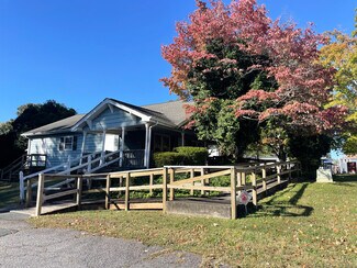 Plus de détails pour 3842 Country Club Rd, Winston-Salem, NC - Local commercial à vendre