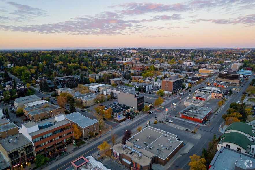 1135 17th Ave SW, Calgary, AB à louer - Aérien – Image 2 sur 6