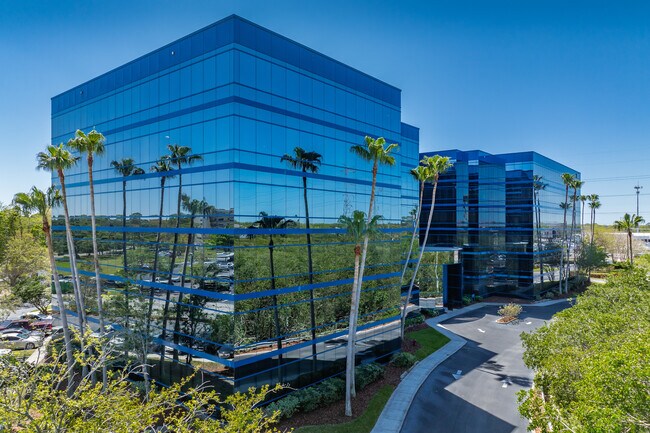 Plus de détails pour 17755 US Highway 19, Clearwater, FL - Bureau à louer