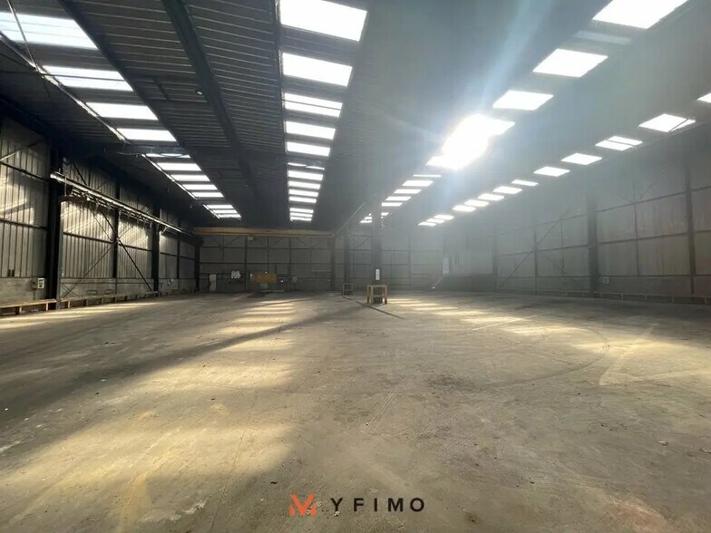 Local d'activités dans Buchelay à vendre - Photo intérieure – Image 2 sur 9