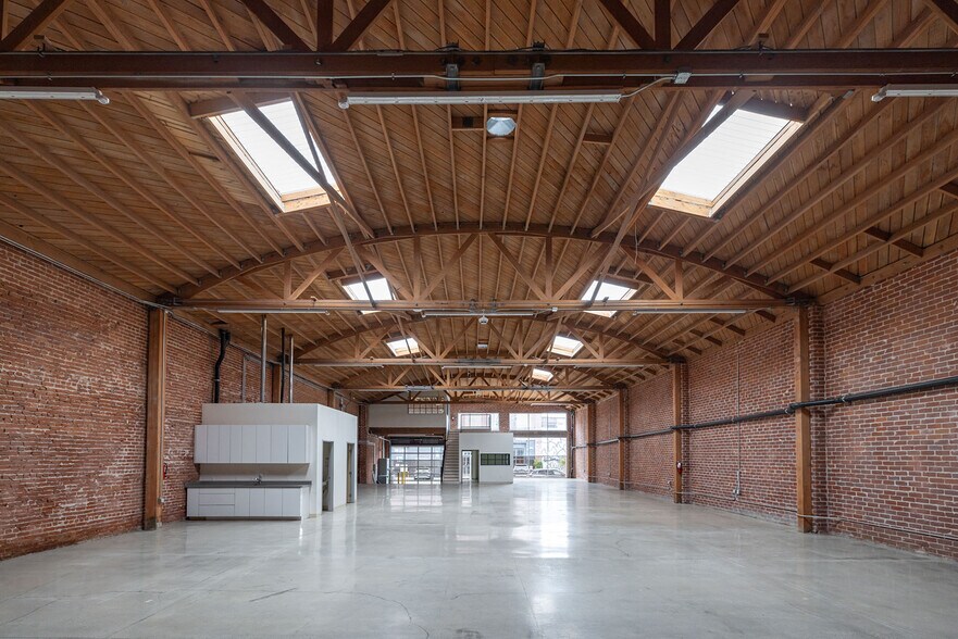 428-436 Colyton St, Los Angeles, CA à louer - Photo de l’immeuble – Image 2 sur 6